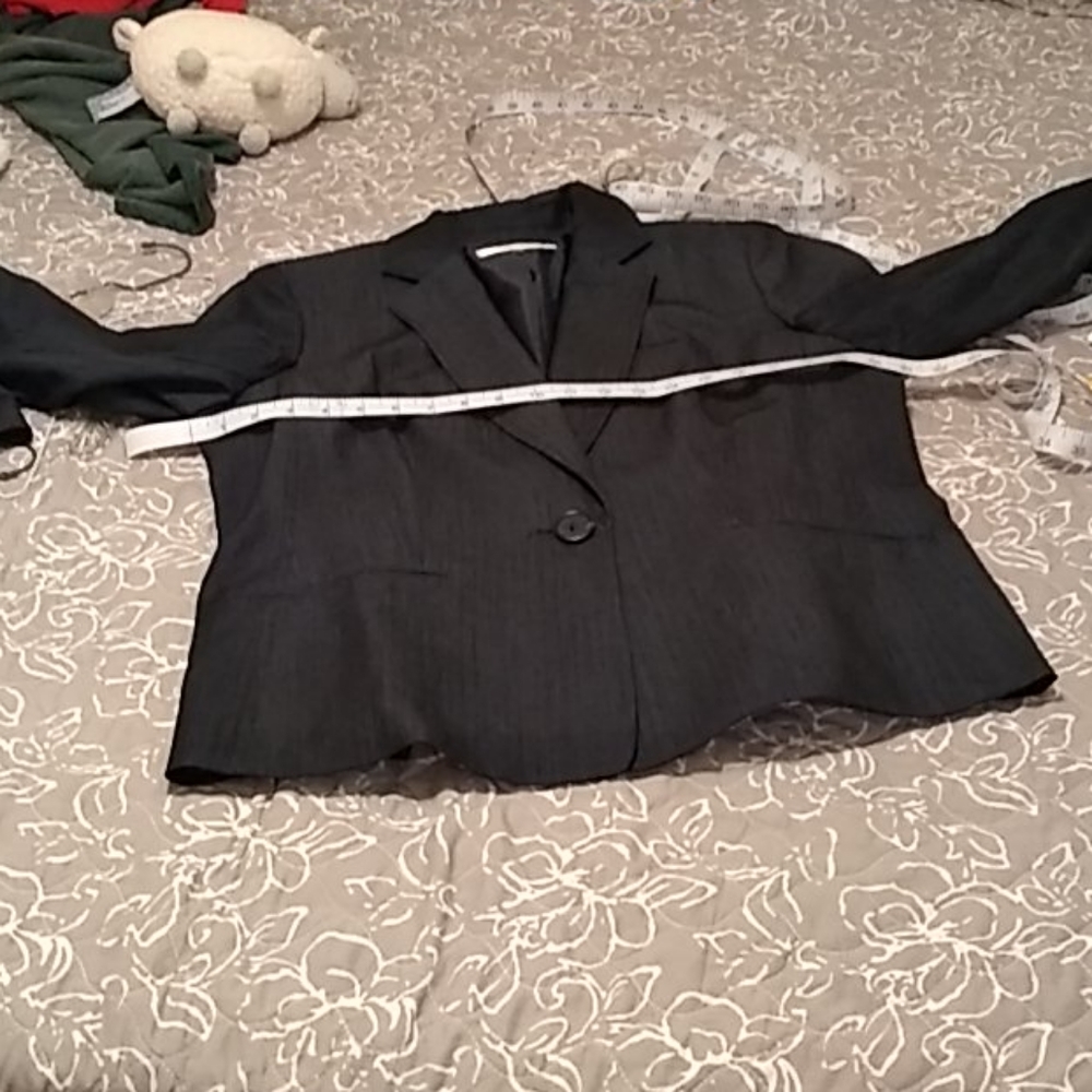 Jacket - Picture 12 of 12